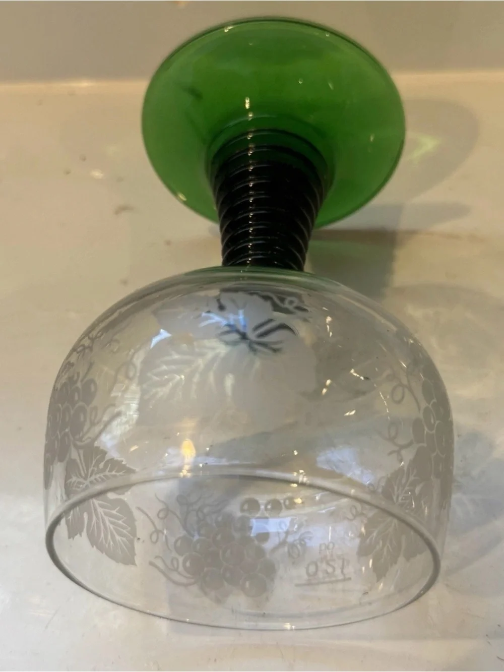 2 Vintage Luminarc France Etched Grapevine Ringed Ribbed Green Stem Wine Glasses